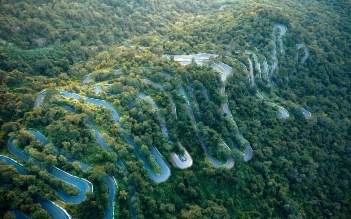 Kolli Hills 70 Hairpins — motorcycle tour in Tamil Nadu, India