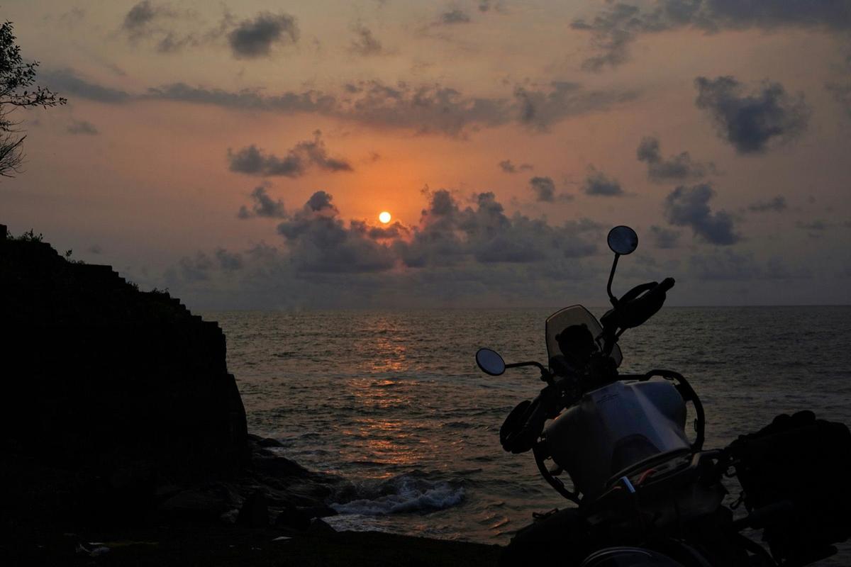 Gokarna Coastal Karnataka — motorcycle tour in Karnataka, India